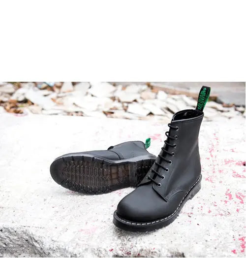 Solovair Derby Boot - Black Greasy Leather