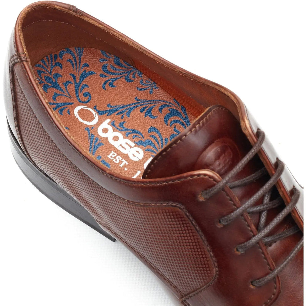 Dome Lace Up Shoe