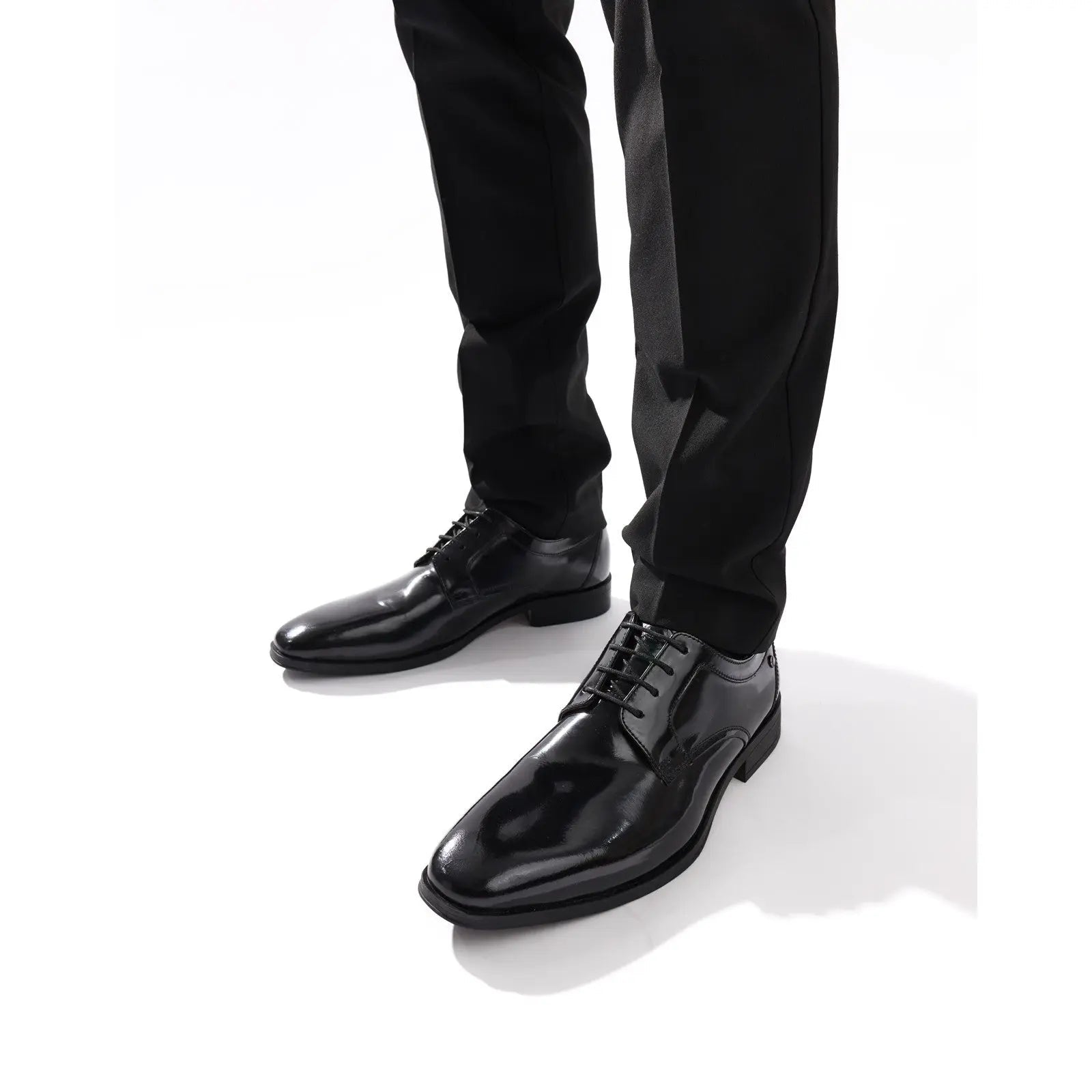 Dome Lace Up Shoe
